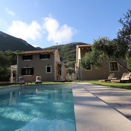 Theonymfi Luxury Villas Doukades Bagian luar foto